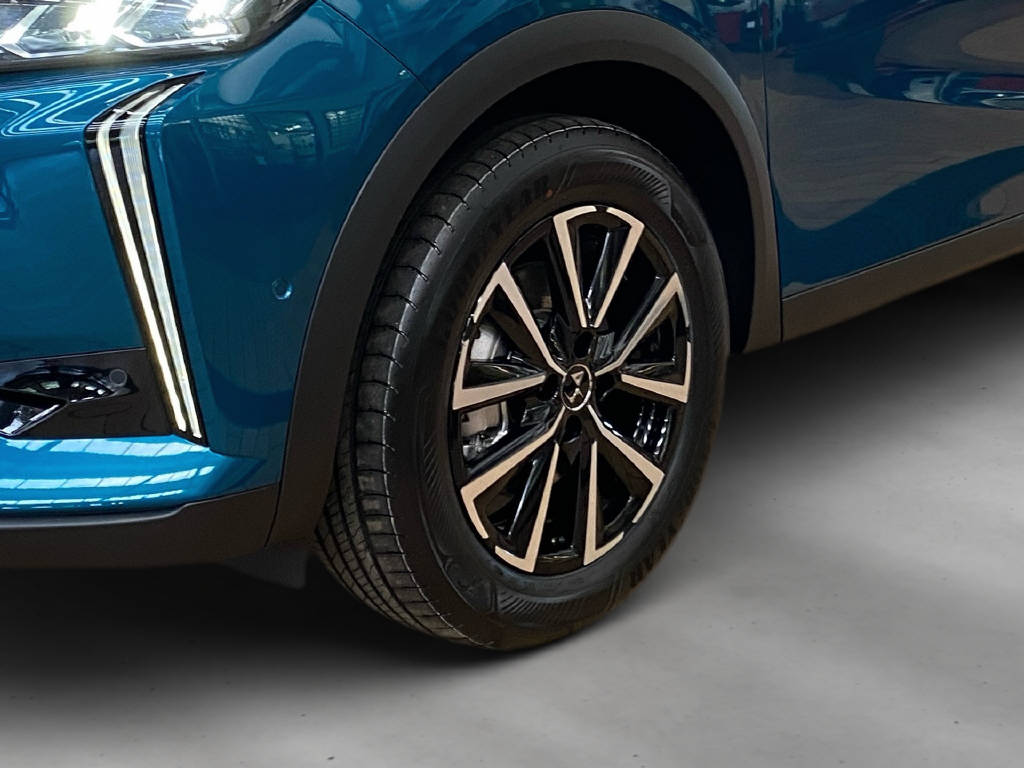 DS AUTOMOBILES DS3 Hybrid 145 e-DCS6 PALLAS-showroom-element-3