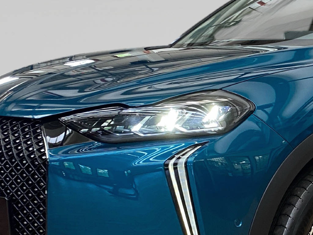 DS AUTOMOBILES DS3 Hybrid 145 e-DCS6 PALLAS-showroom-element-2