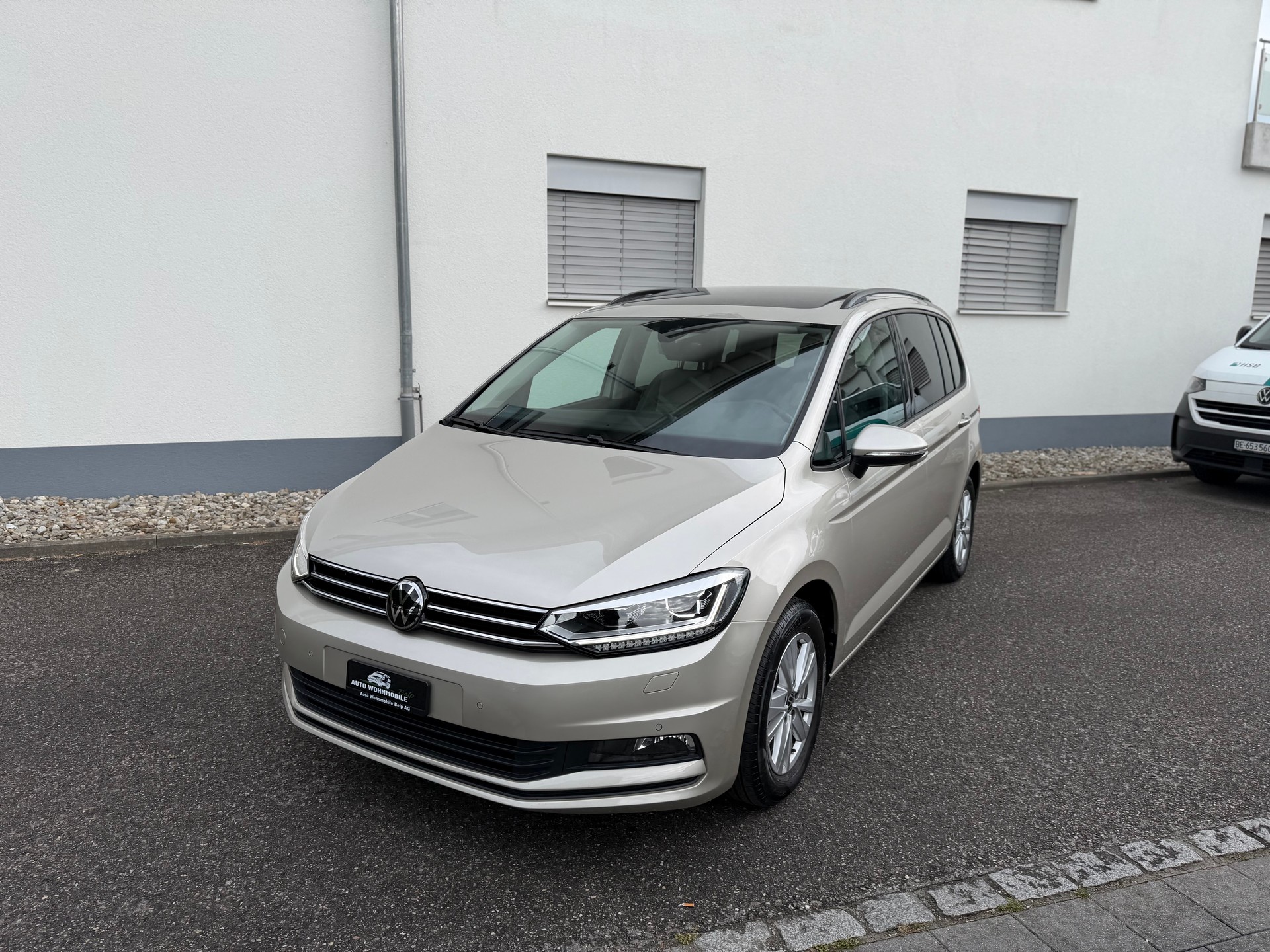 VW Touran 2.0 TDI BlueMotion Technology Comfortline DSG-image-9
