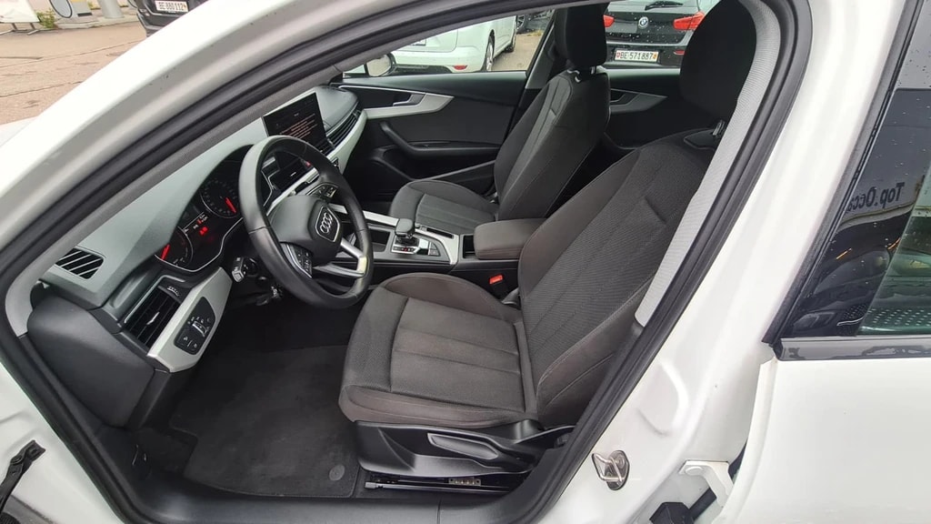 AUDI A4 Avant 35 TDI Attraction S-tronic ** Xenon ** PDC V+H ** Frsich ab MFK & Service **-image-11