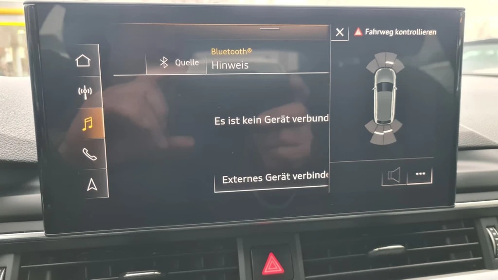 AUDI A4 Avant 35 TDI Attraction S-tronic ** Xenon ** PDC V+H ** Frsich ab MFK & Service **-image-8