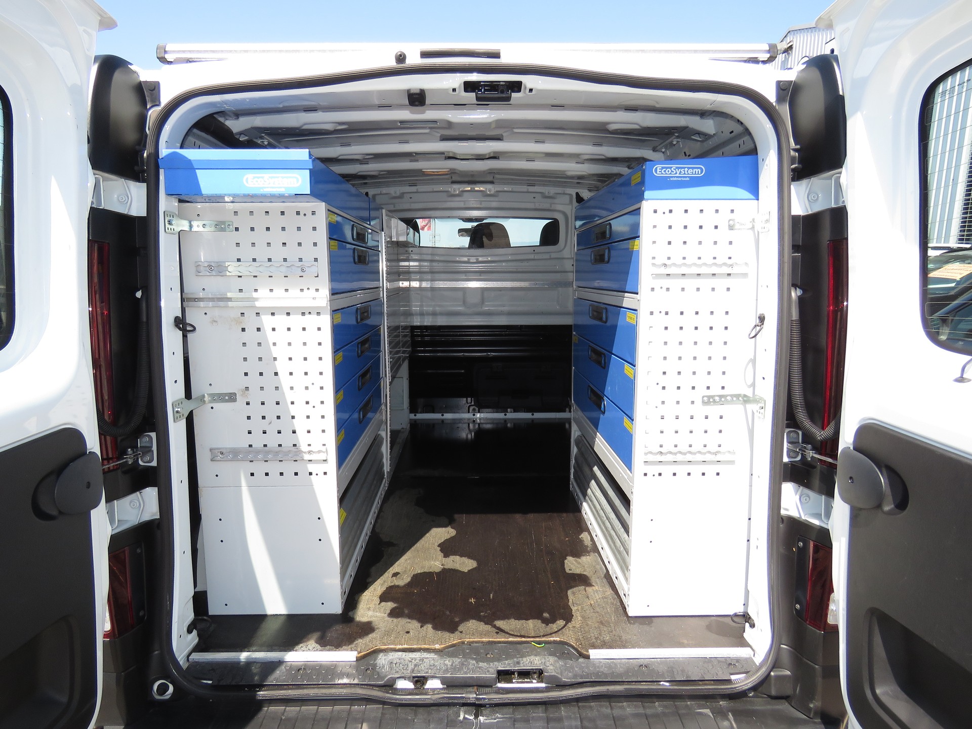 NISSAN NV300 dCi 95 2.7 L1H1 Comfort-image-11