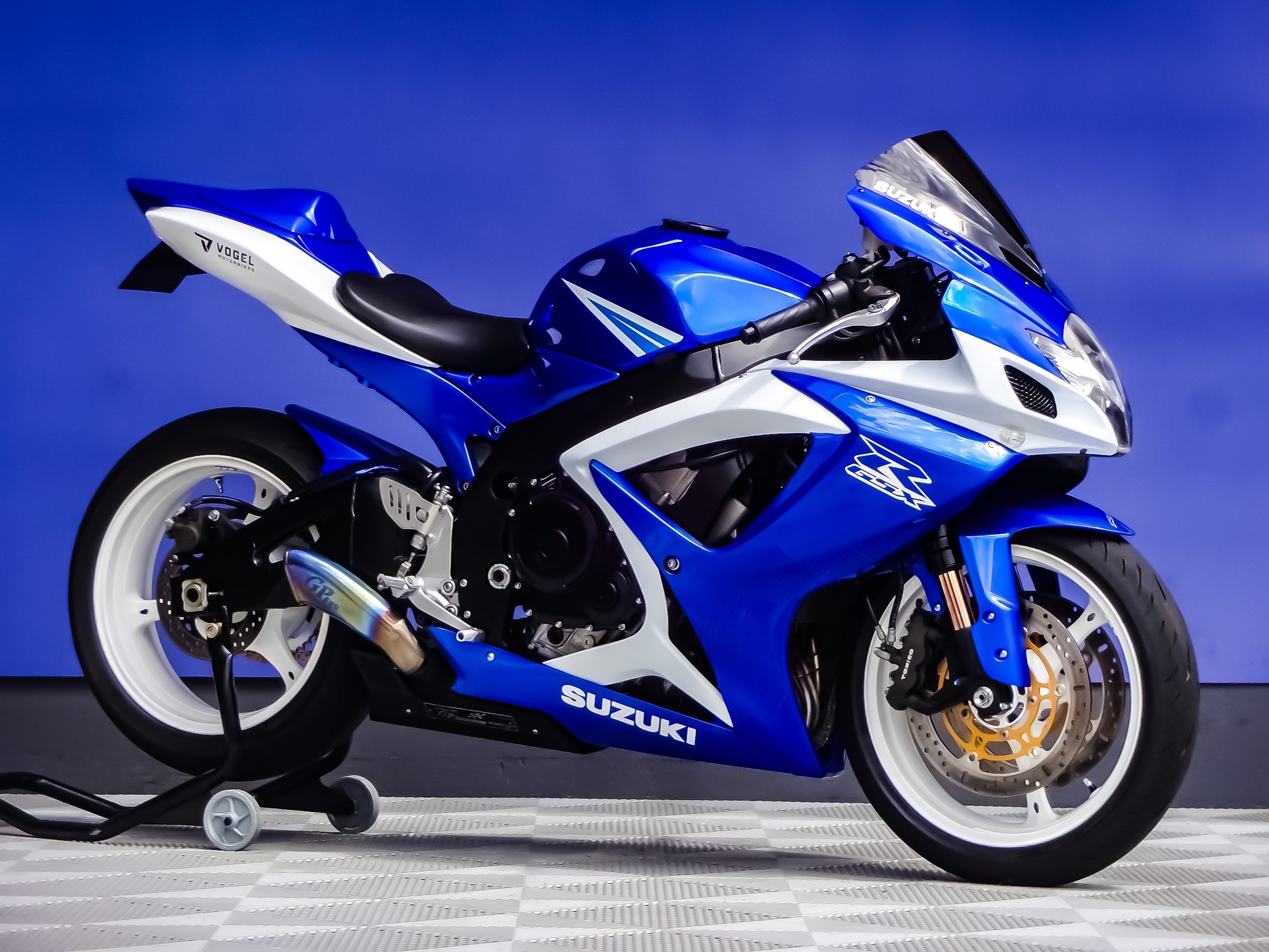 SUZUKI GSX-R 750 K6-showroom-element-1