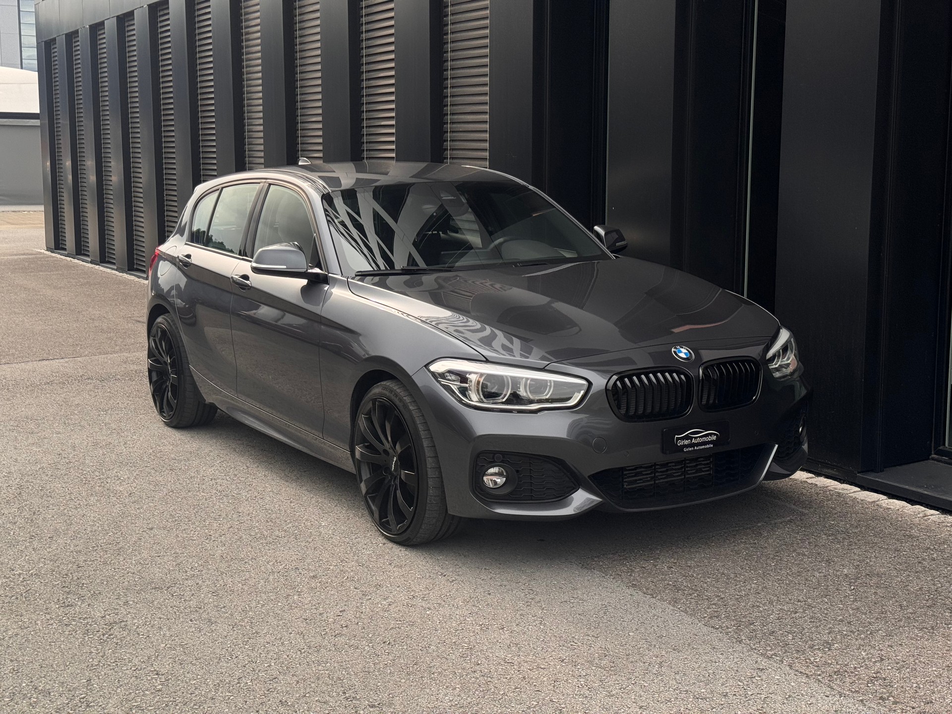 BMW 120d xDrive M Sport Steptronic-image-8