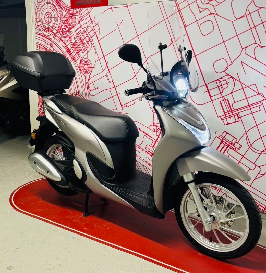 HONDA SH 125 i Mode-showroom-element-1