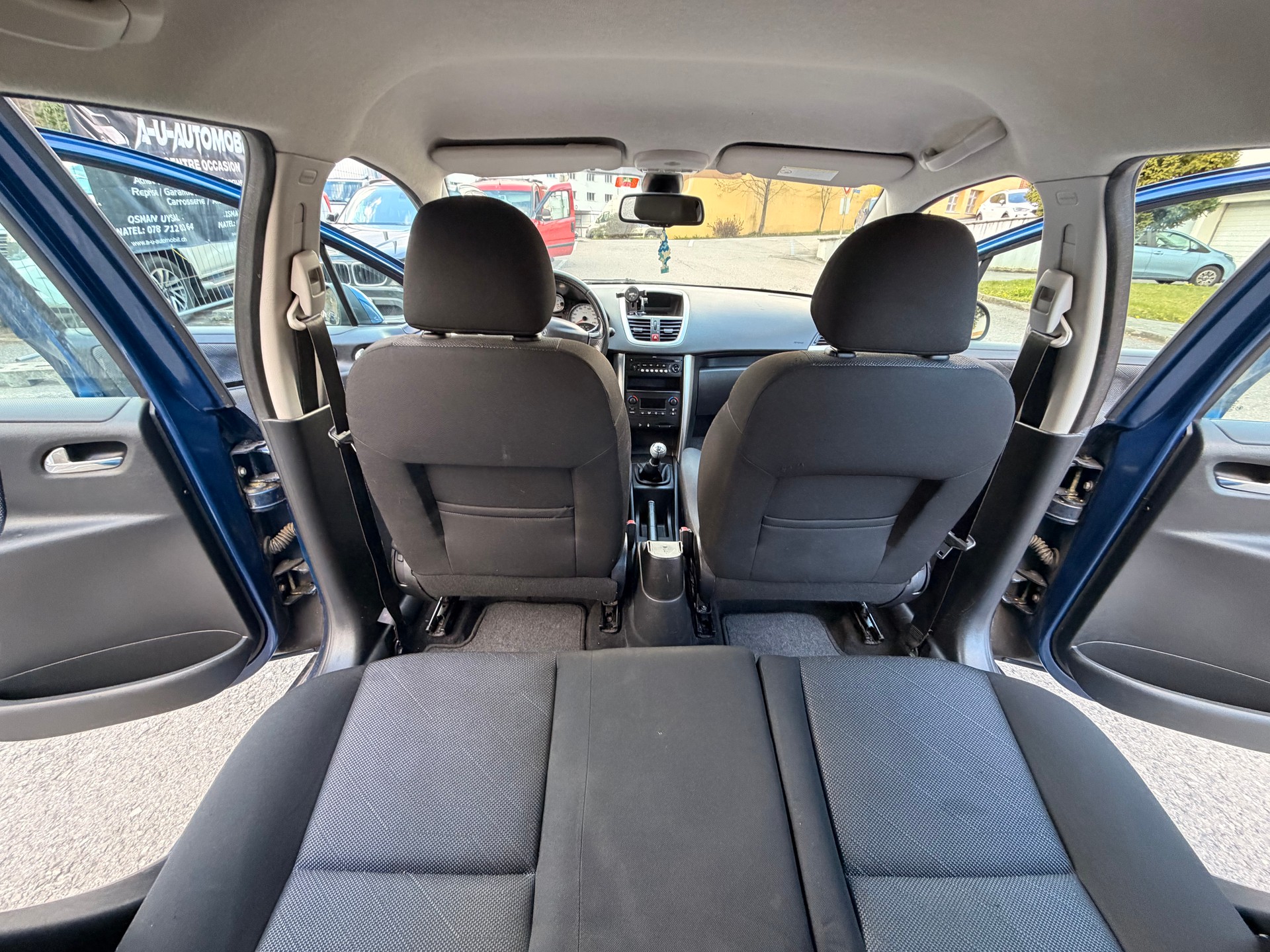 PEUGEOT 207 1.6 16V Black&Silver-image-21