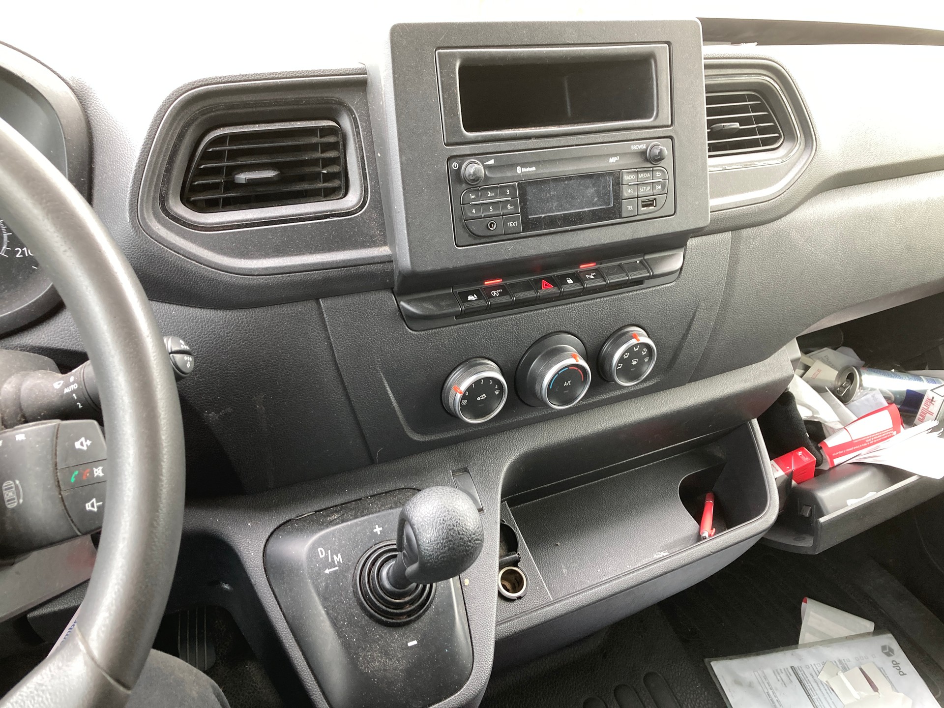 RENAULT Master T35 ENERGY 2.3dCi 180 L3H3 Quickshift-image-5