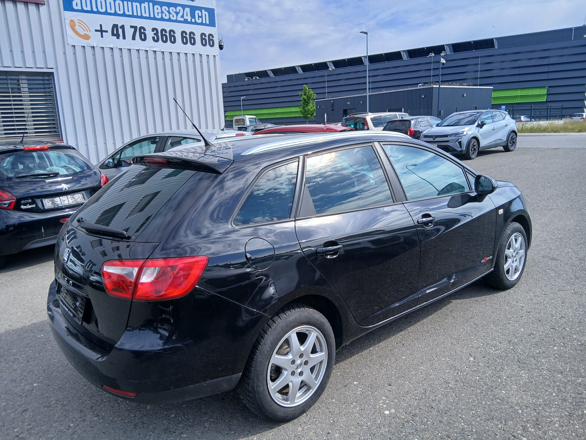 SEAT Ibiza ST 1.2 TSI Sport-image-3