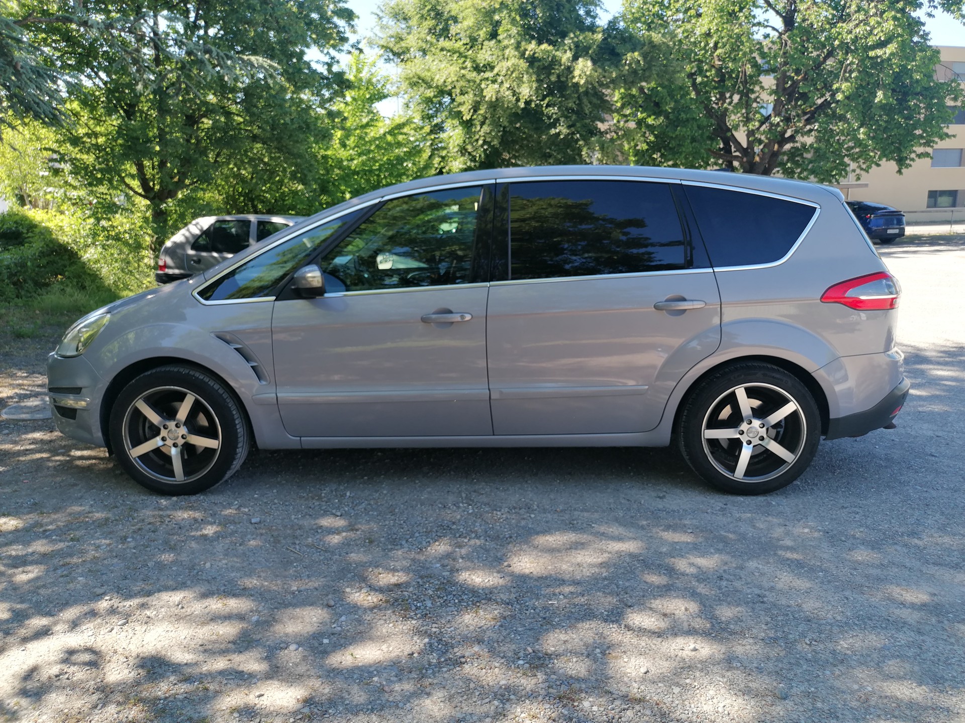 FORD 2.0 TDCi DPF Titanium Facelift-image-1