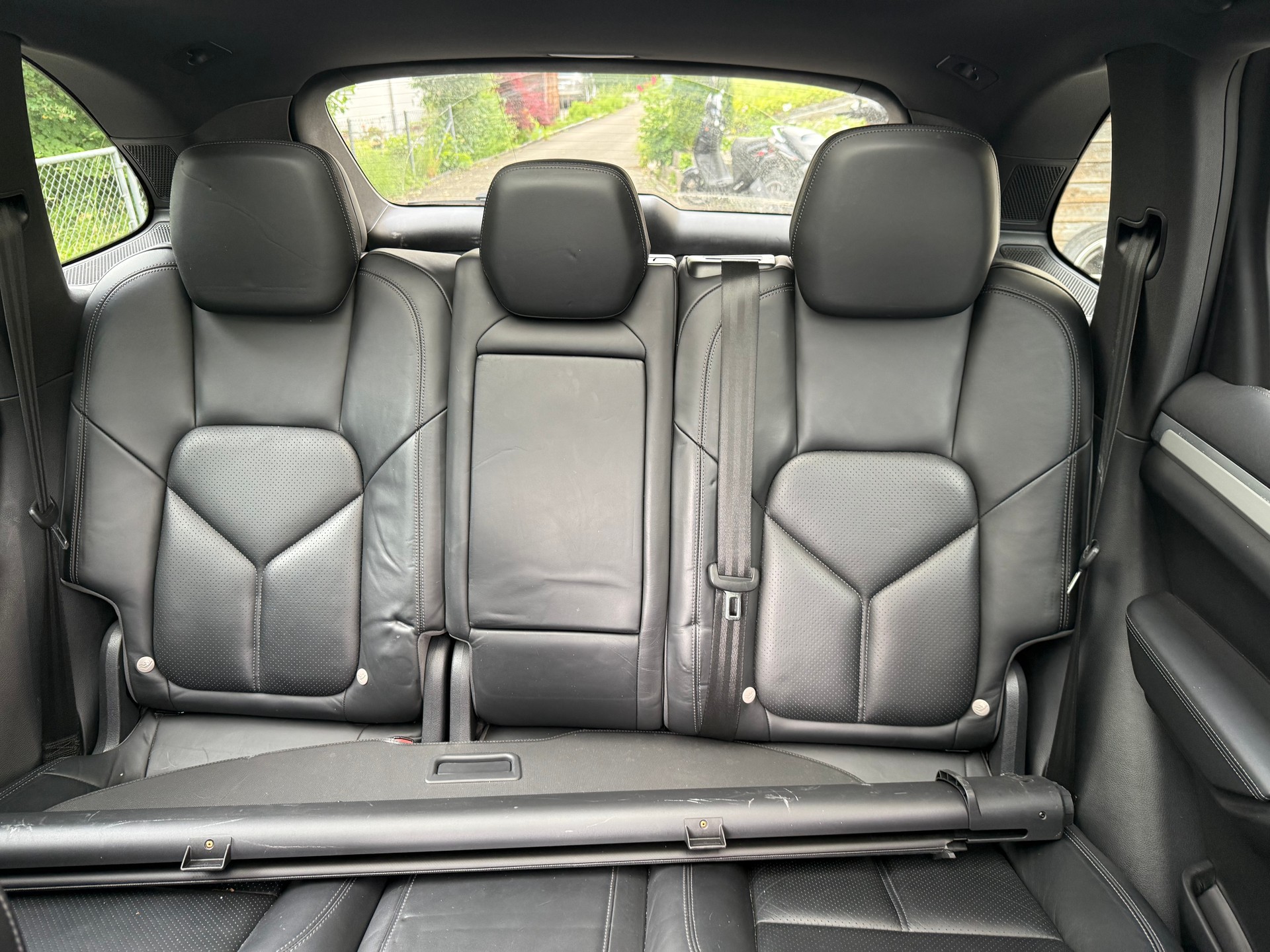 PORSCHE Cayenne Diesel-image-12