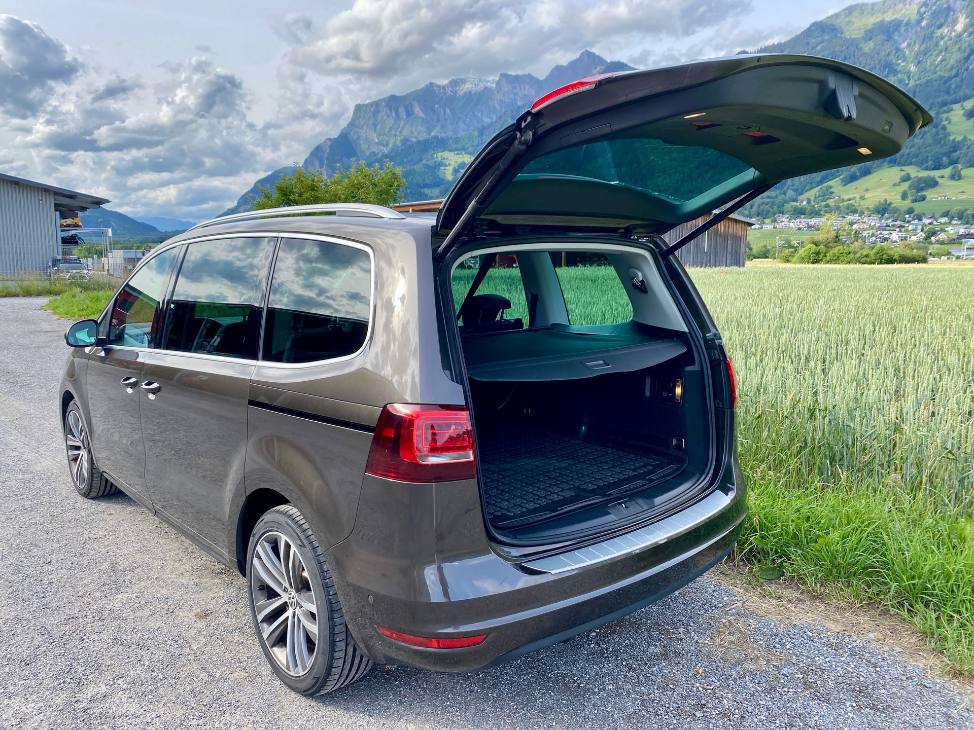 VW 2.0 TDI BMT Comfortline 4Motion-image-1