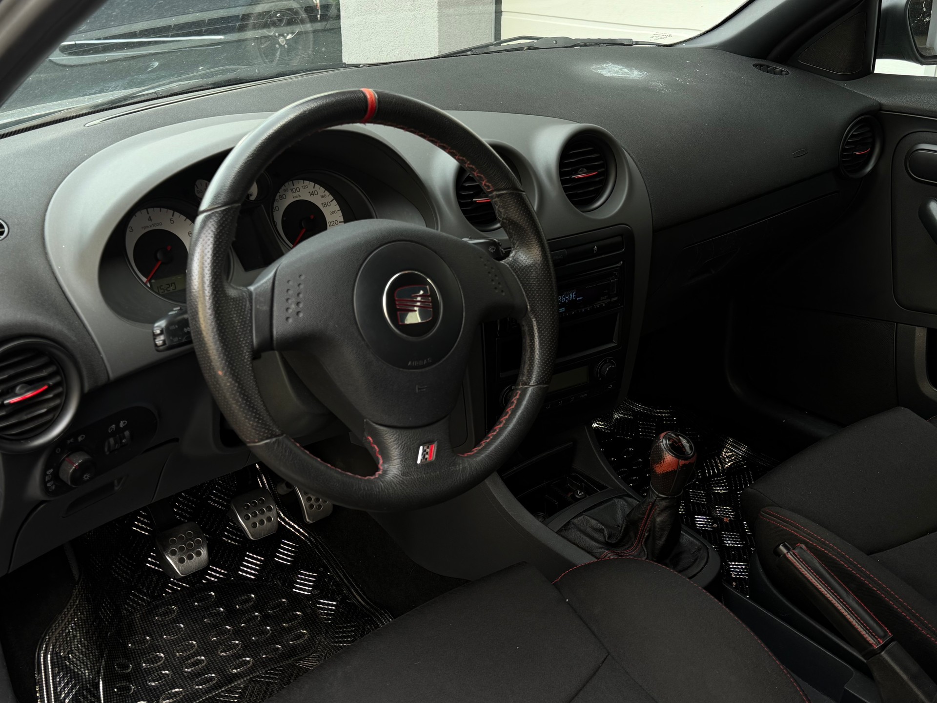 SEAT Ibiza 1.8 20V T Cupra Last Call-image-10