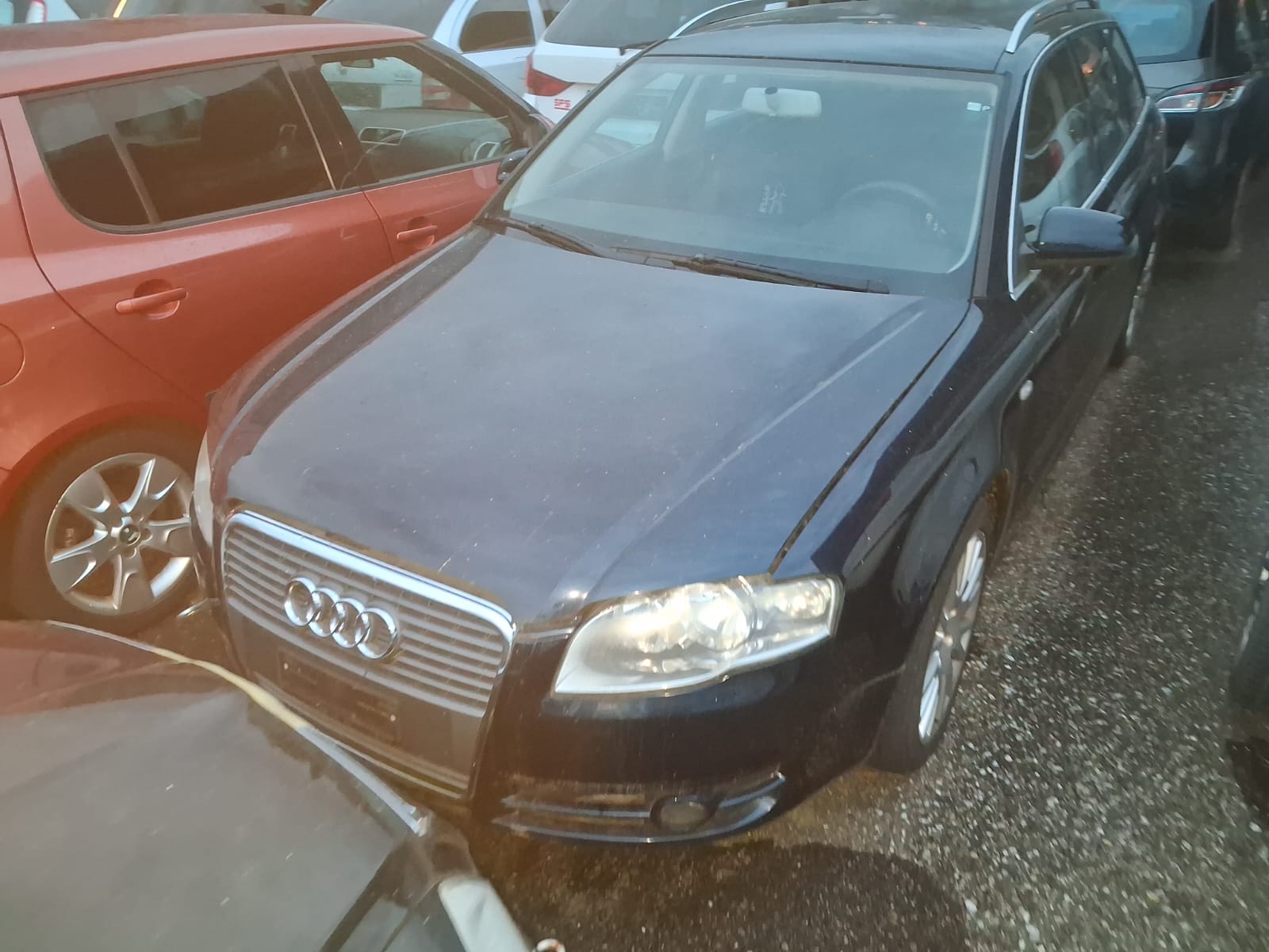 AUDI A4-image-2