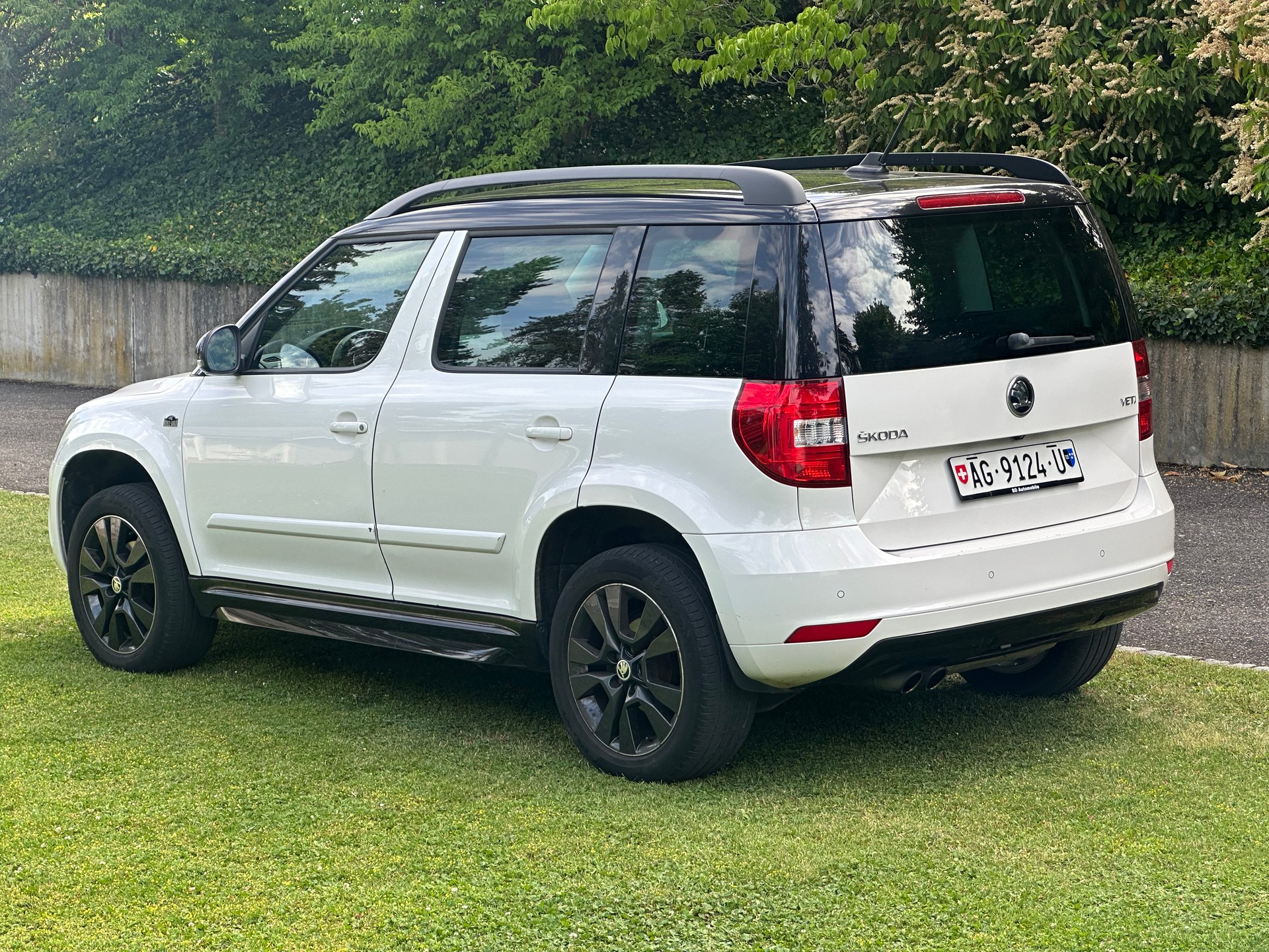 SKODA Yeti 1.4 TSI Monte Carlo 4x2 DSG-image-3