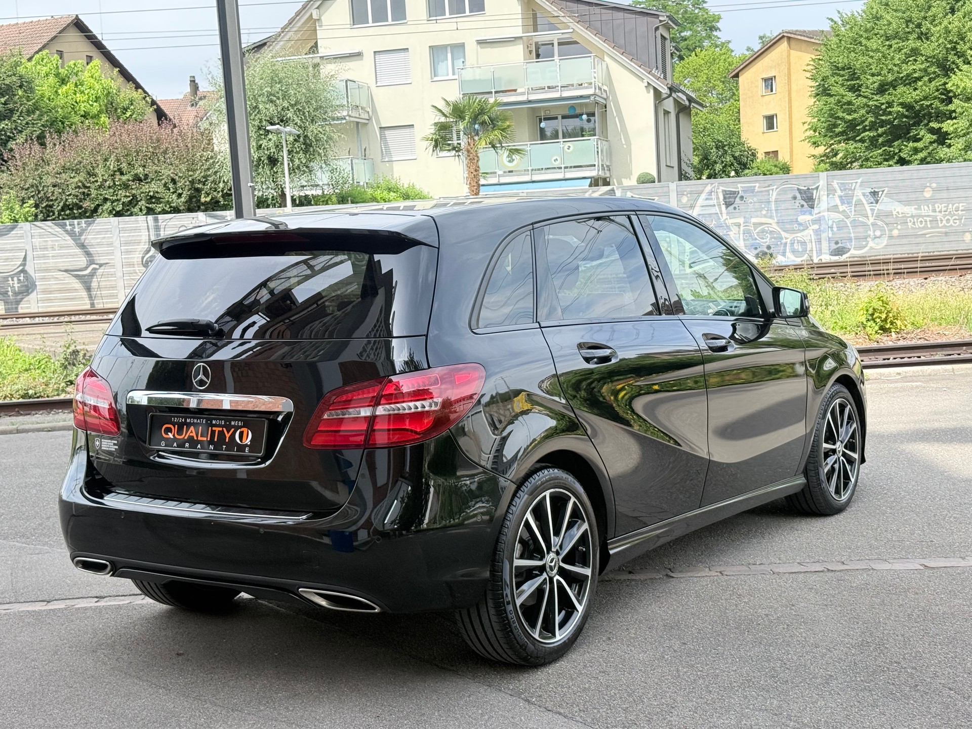 MERCEDES-BENZ B 200 CDI AMG Line 7G-DCT-image-5