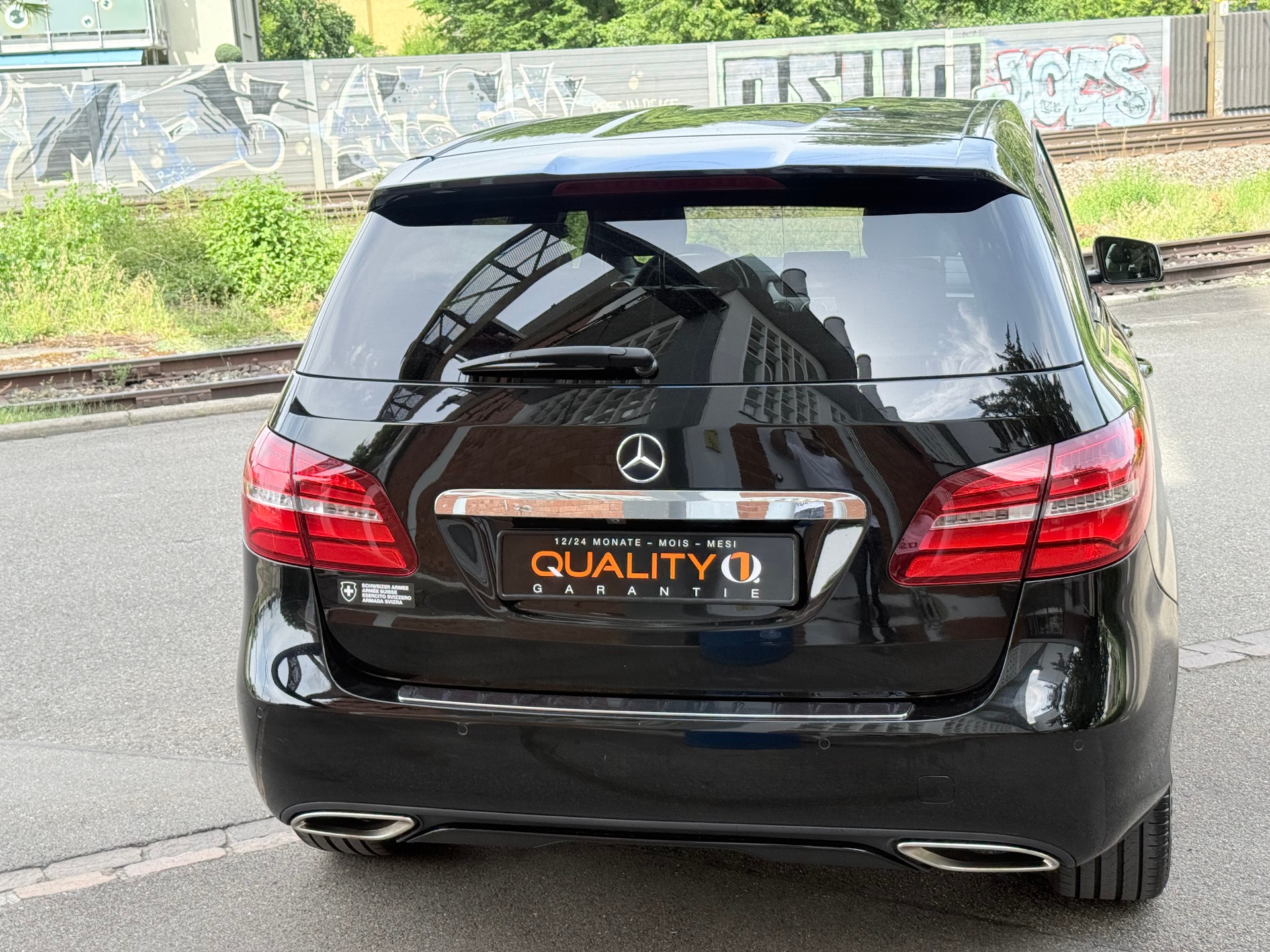 MERCEDES-BENZ B 200 CDI AMG Line 7G-DCT-image-4