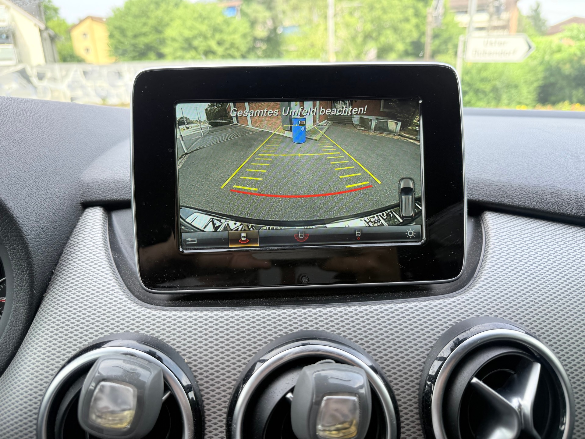 MERCEDES-BENZ B 200 CDI AMG Line 7G-DCT-image-8