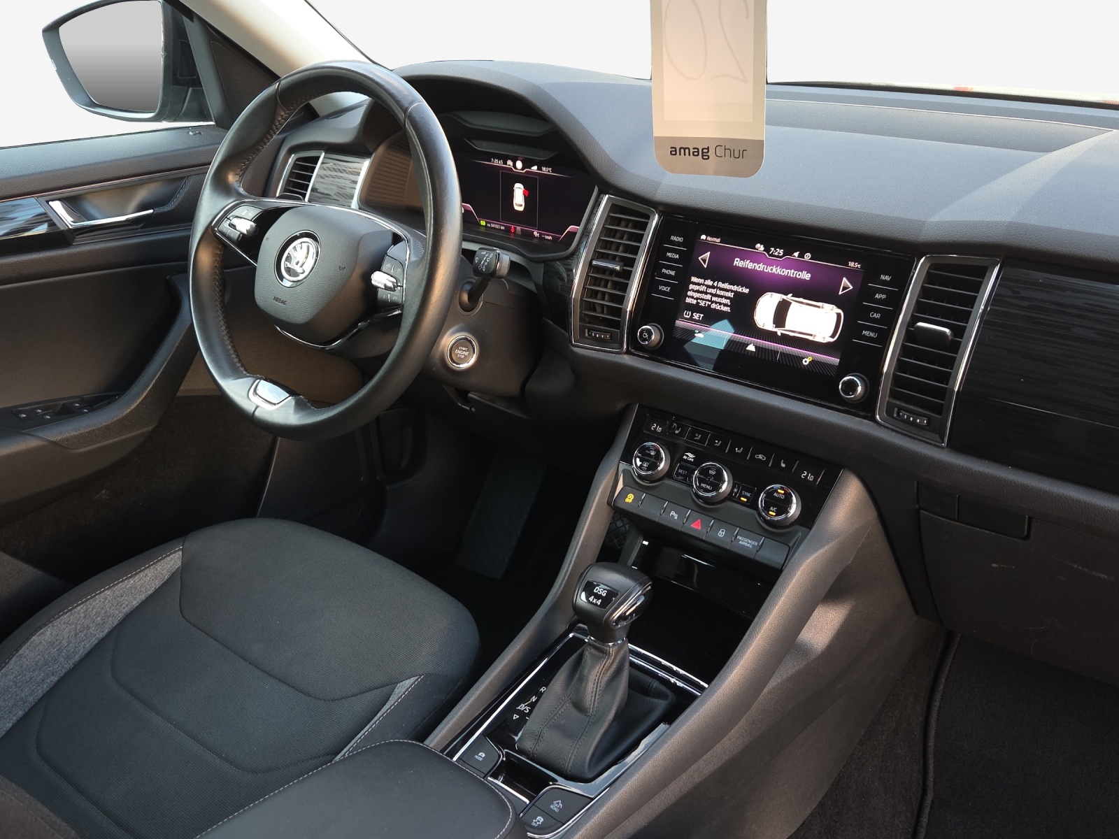 SKODA Kodiaq 2.0 TDI SCR Drive 4x4 DSG-image-14