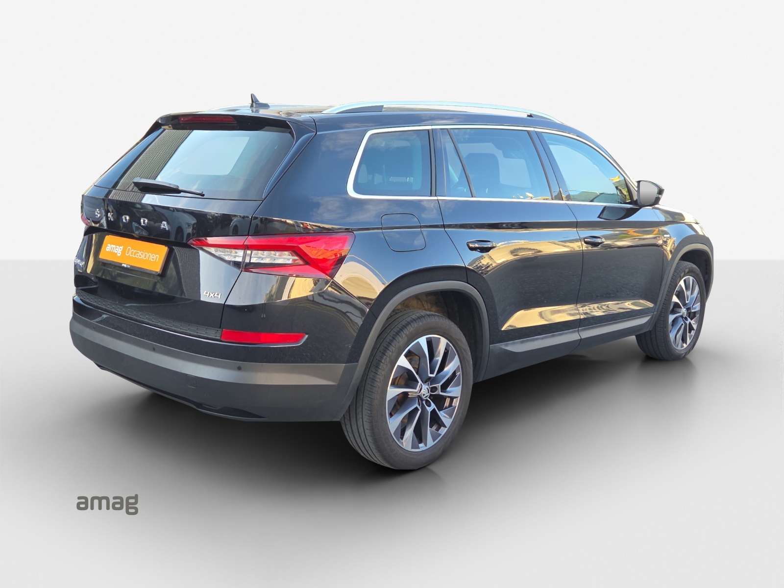 SKODA Kodiaq 2.0 TDI SCR Drive 4x4 DSG-image-4