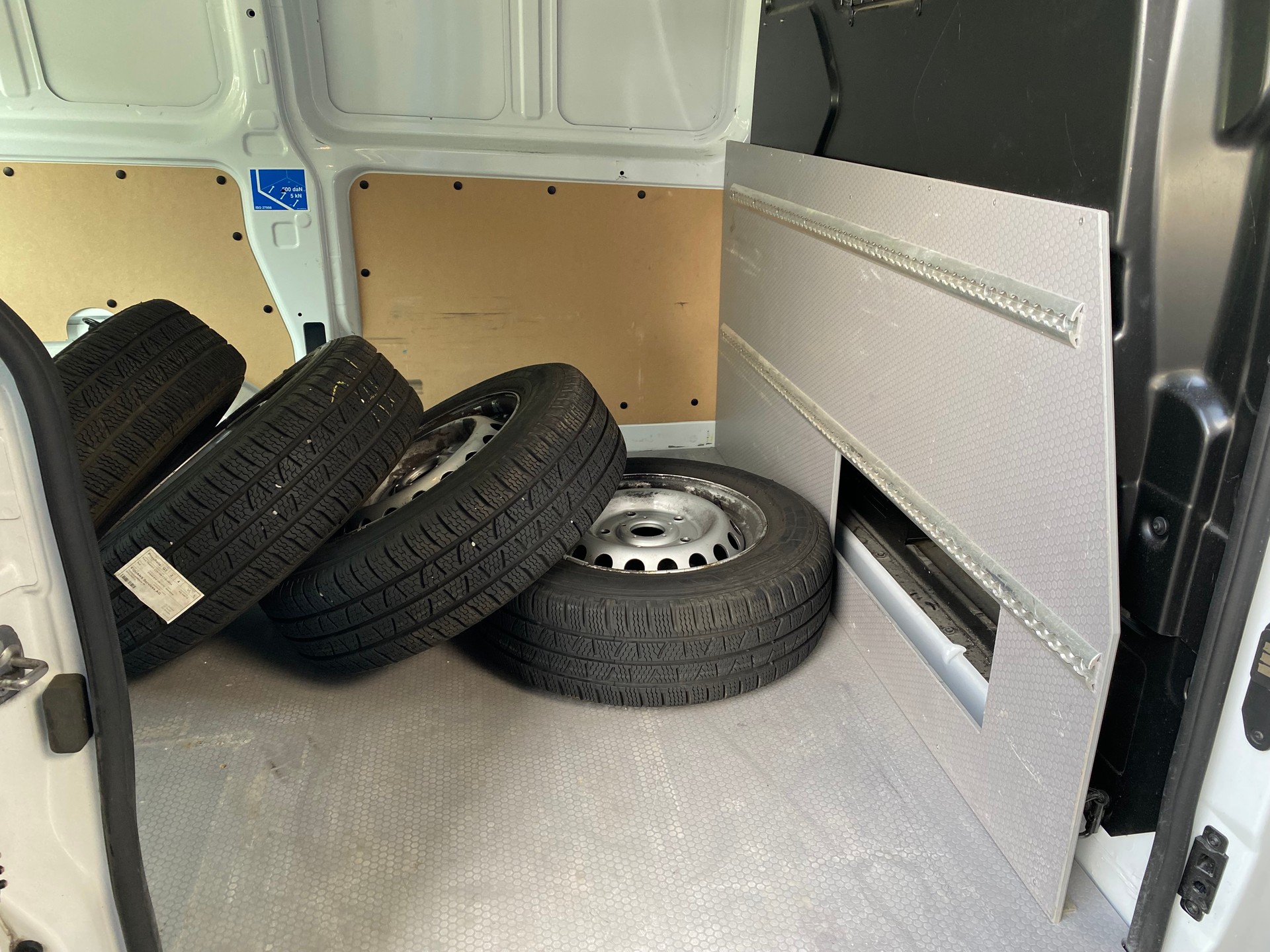 FORD Transit Custom Van 320 L1H1 Trend-image-7