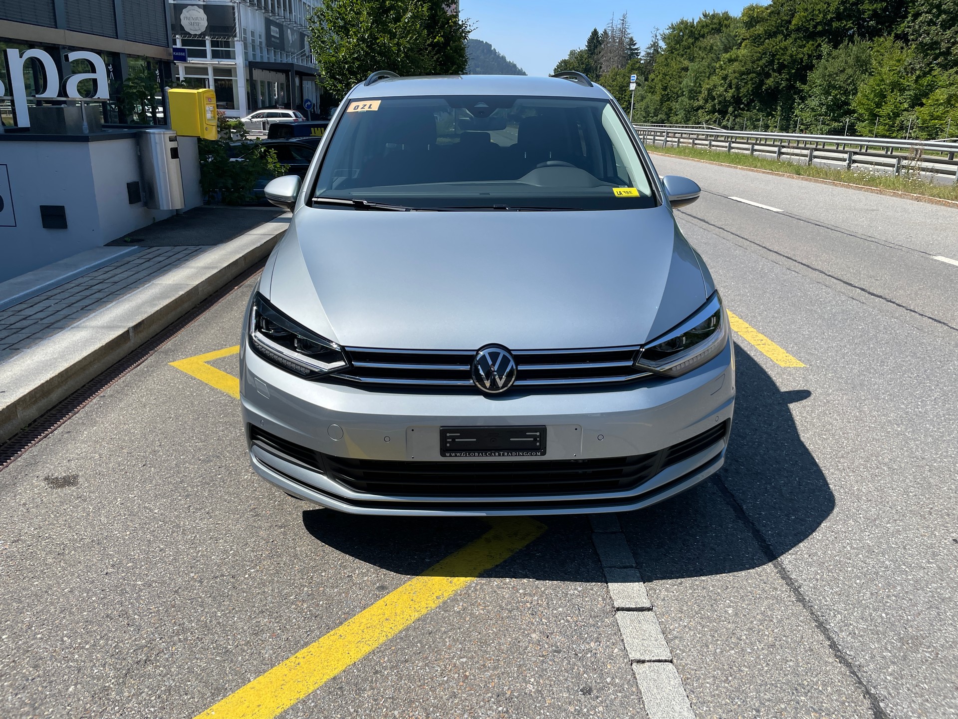 VW Touran 1.5 TSI EVO Comfortline DSG - 7 Sitzer, AHK-image-1
