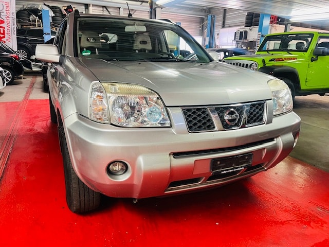 NISSAN X-Trail 2.2 DCI Columbia 4WD-image-5
