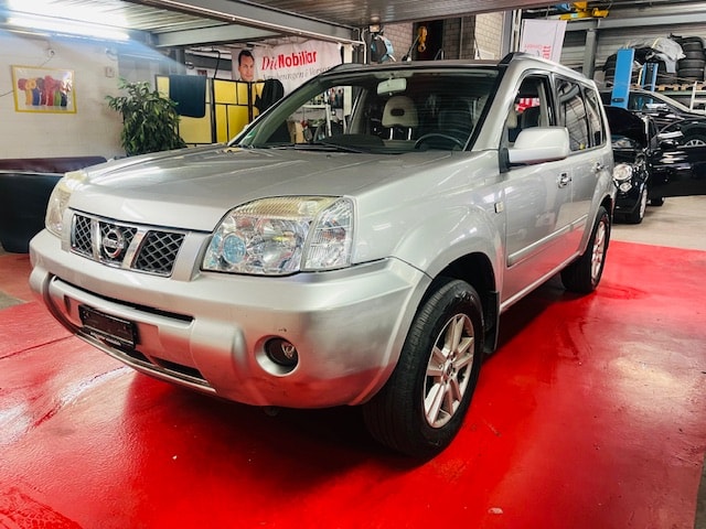 NISSAN X-Trail 2.2 DCI Columbia 4WD-image-2