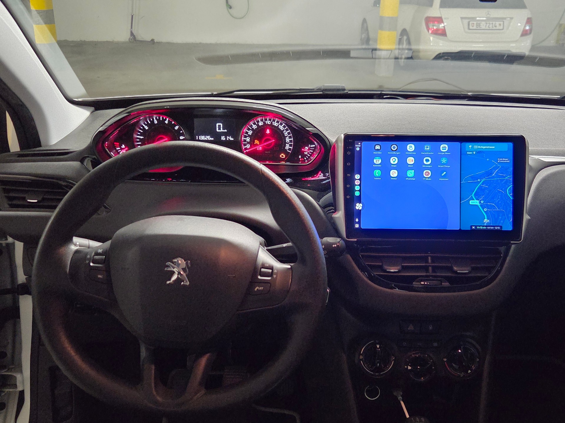 PEUGEOT 1.2 VTi Active-image-5