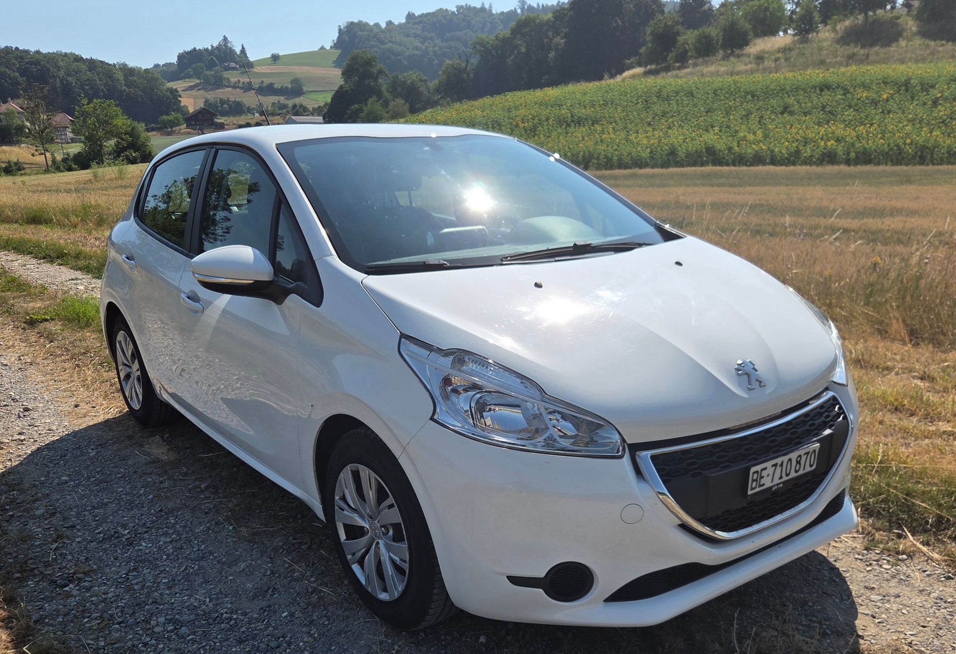 PEUGEOT 1.2 VTi Active-image-2