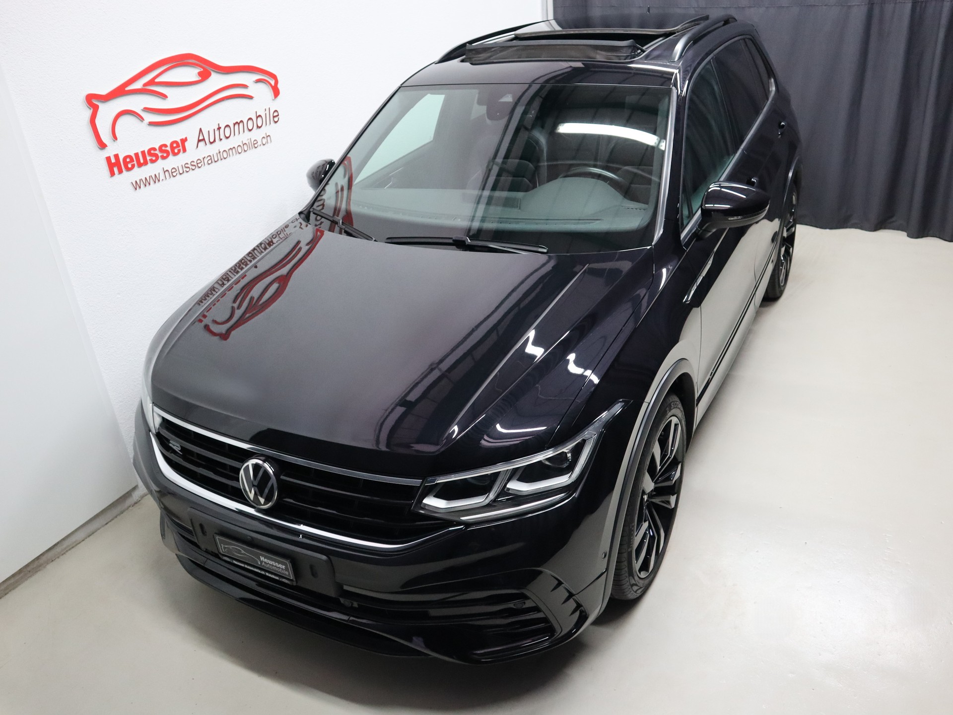 VW Tiguan 2.0TSI R-Line 4Motion DSG - Black Style - Panorama - Leder - Harman/Kardon - AHK - 360° Kamera - 245 PS-image-2