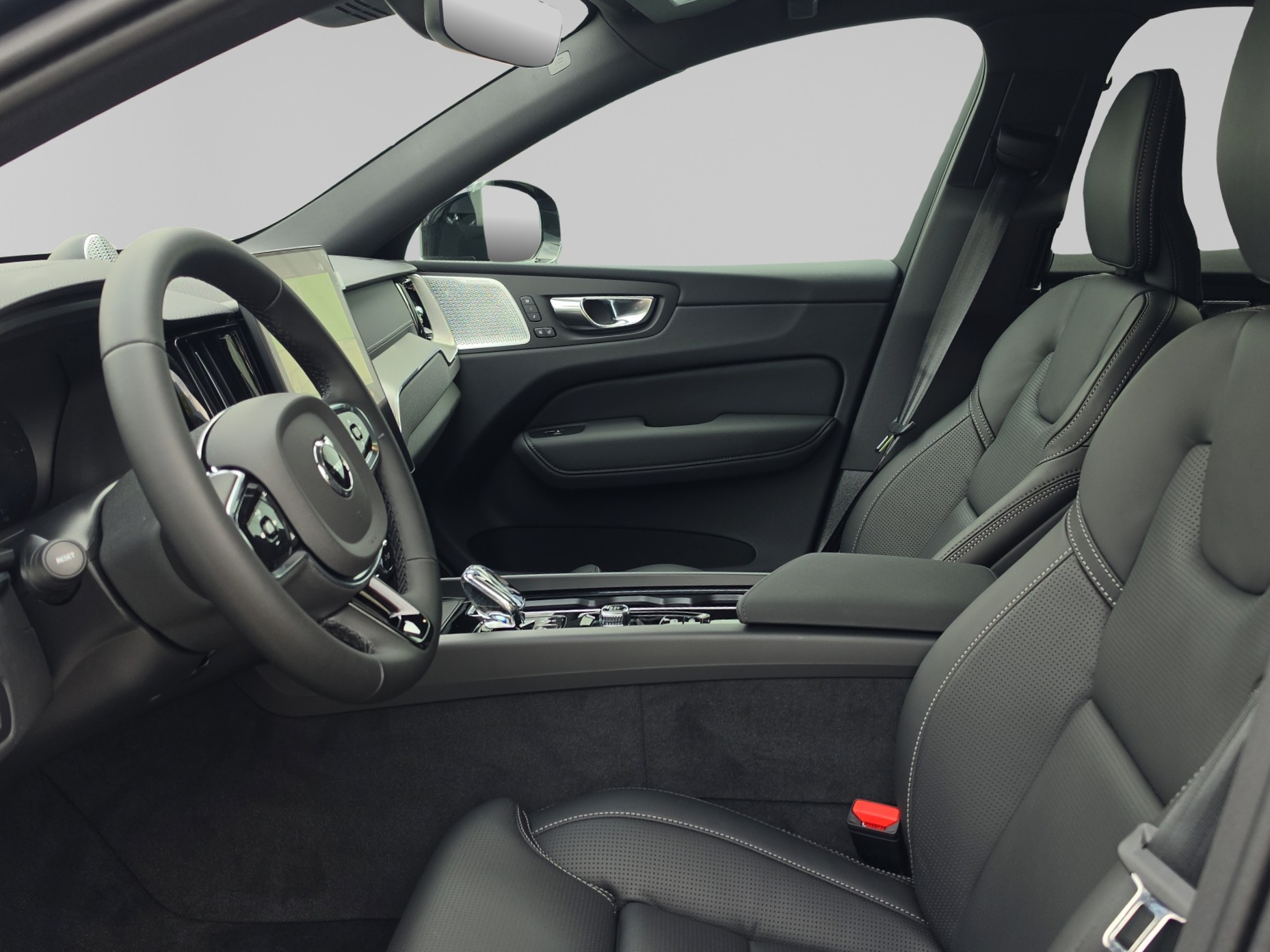 VOLVO XC60 2.0 T6 TE Black Edition eAWD-image-8
