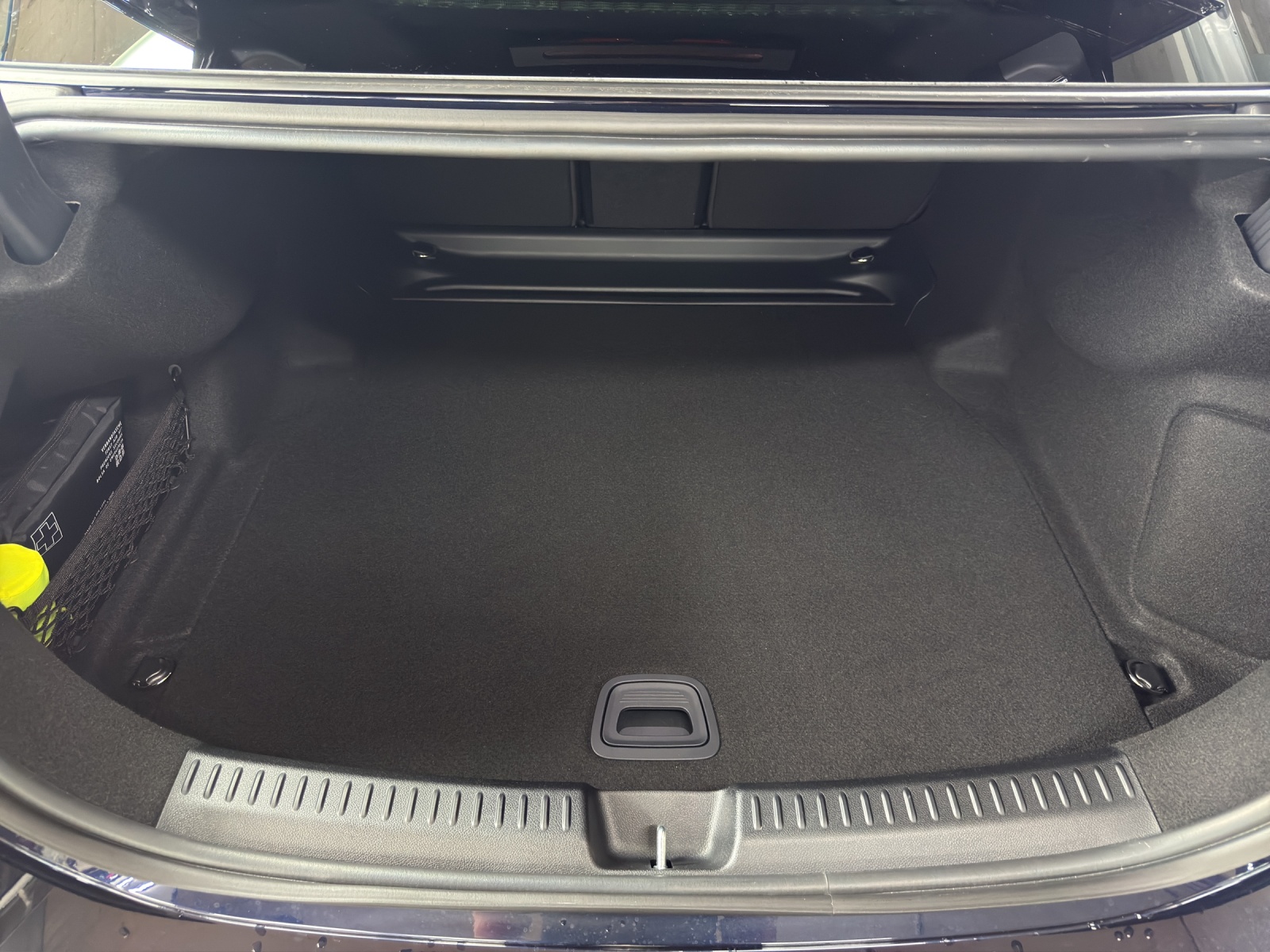 MERCEDES-BENZ E 220 d 4Matic 9G-Tronic-image-8