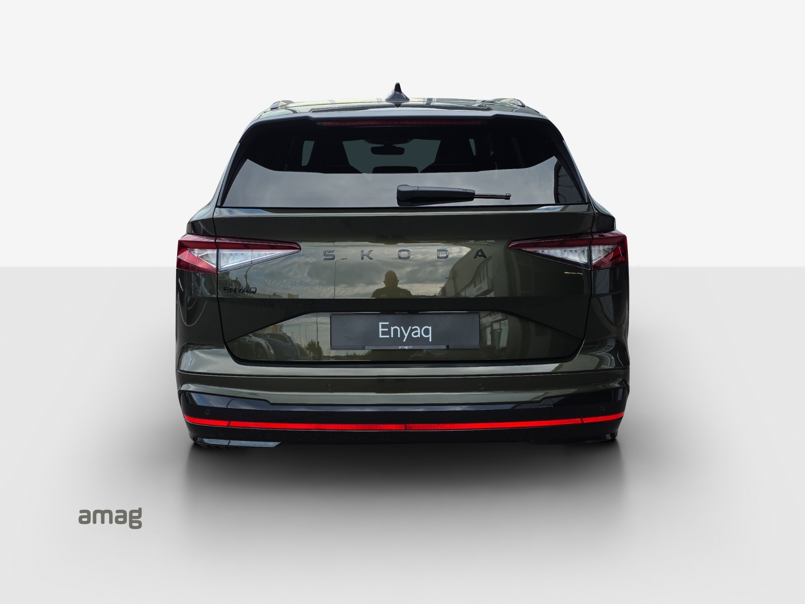 SKODA Enyaq 4x4 RS-image-3