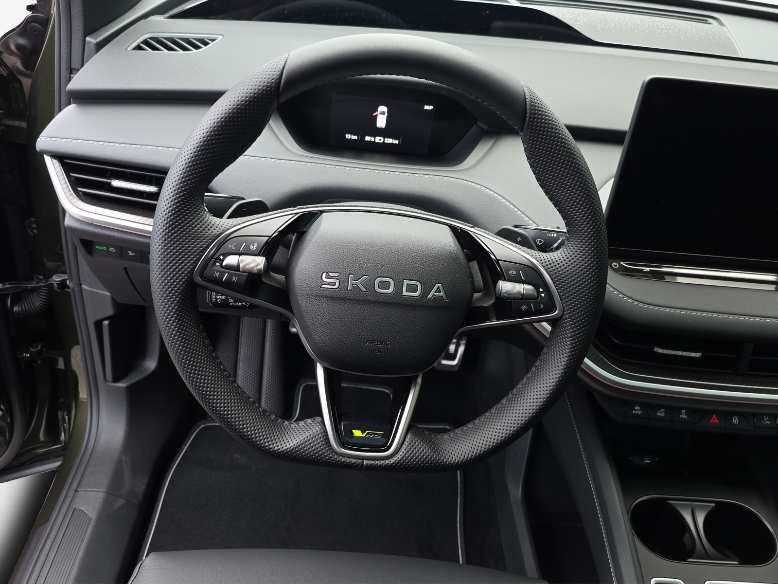 SKODA Enyaq 4x4 RS-image-9