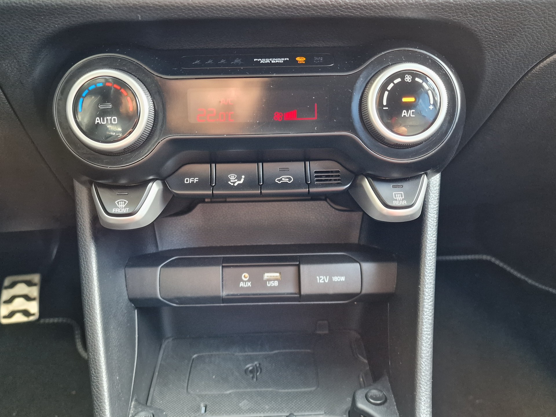 KIA Picanto 1.0 T-GDi X-Line-image-11