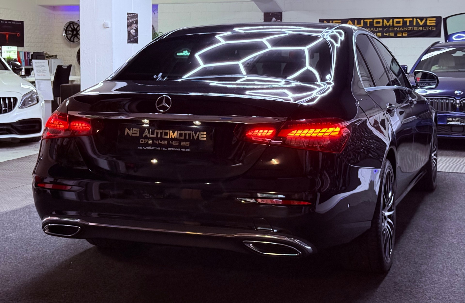 MERCEDES-BENZ E 220 d Avantgarde 9G-Tronic-image-3