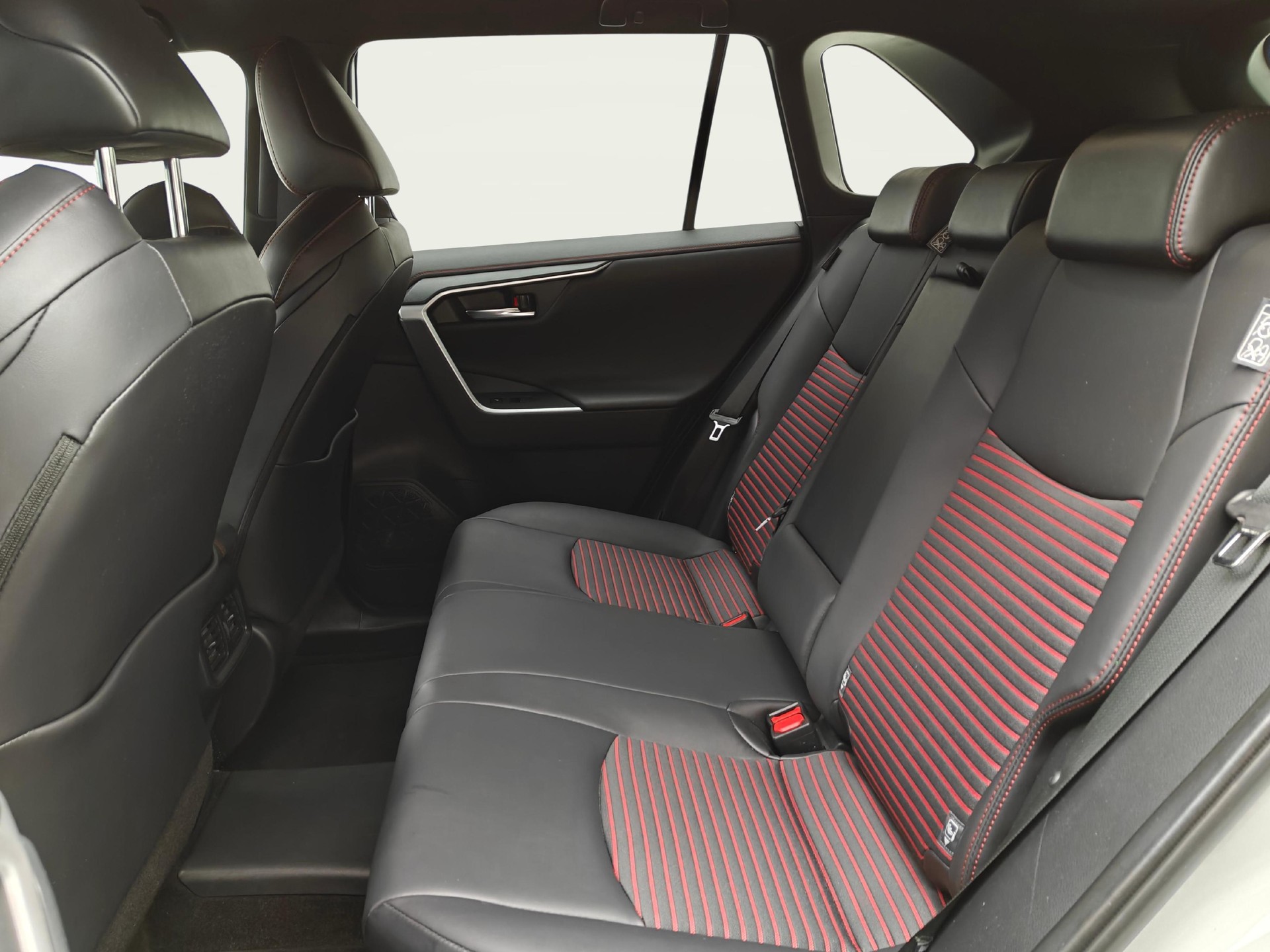 SUZUKI Across 2.5 PHEV Compact Top 4x4-image-10