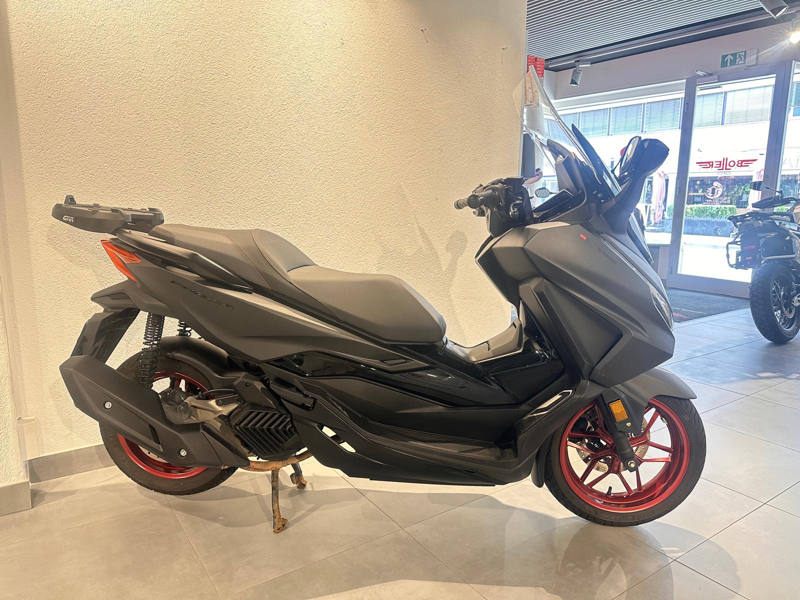 HONDA NSS125 Special Edition | Occasion | Top Zustand | Zubehör-showroom-element-3