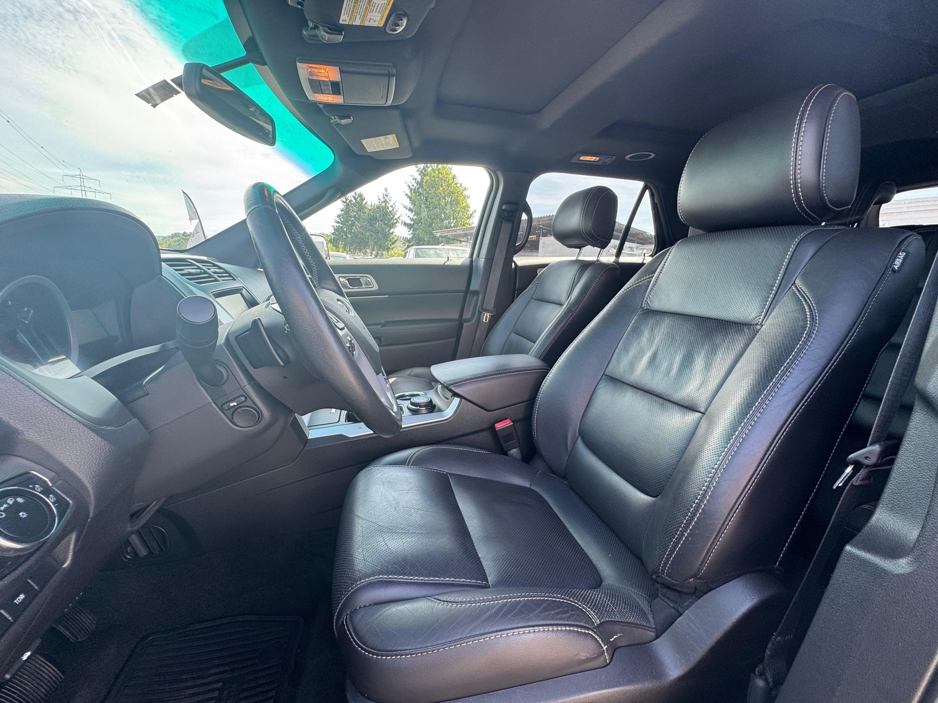FORD EXPLORER-image-7