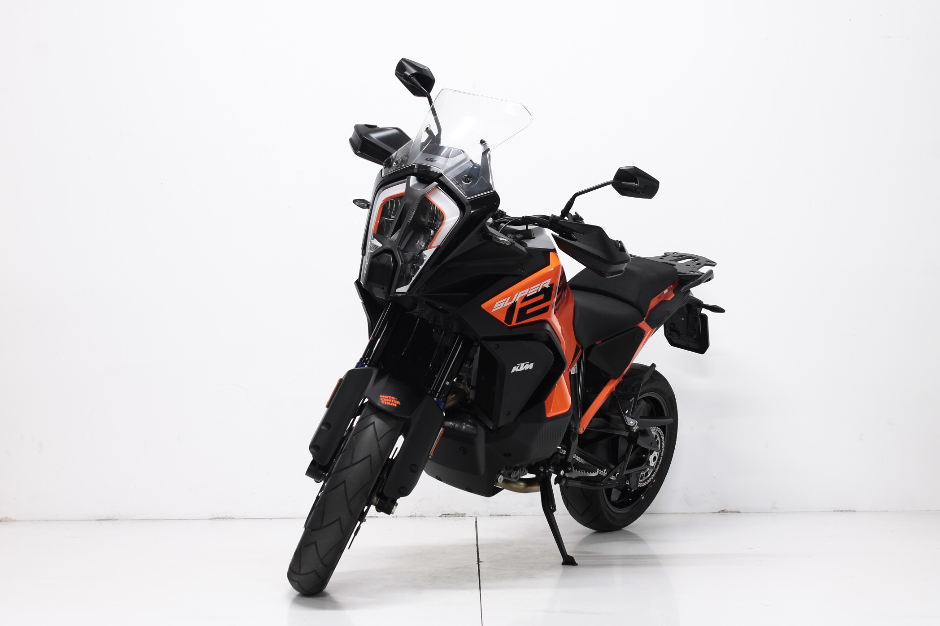 KTM 1290 Super Adventure S-showroom-element-3