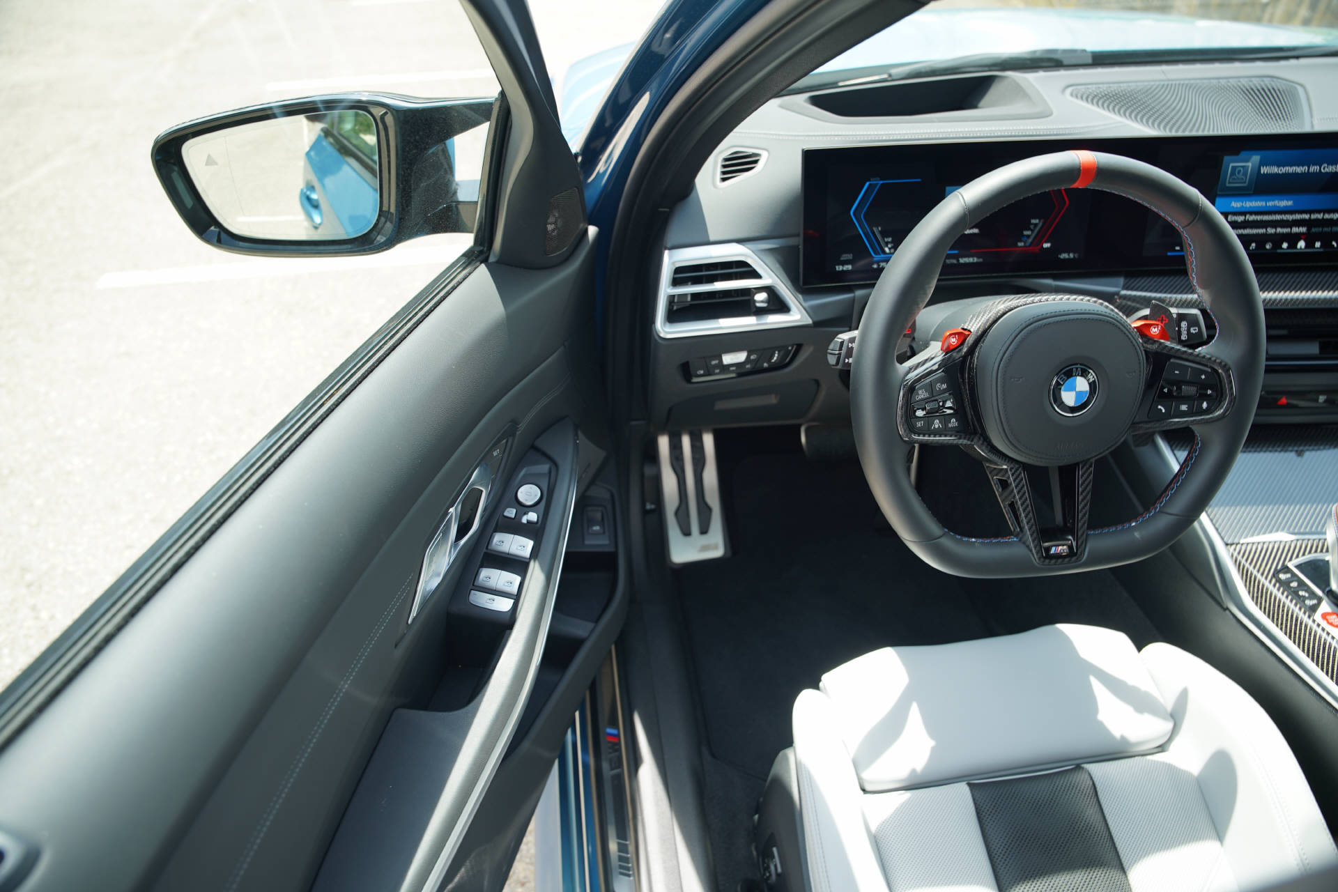 BMW M3 Touring xDrive Competition M LCI Maledivenblau-image-8