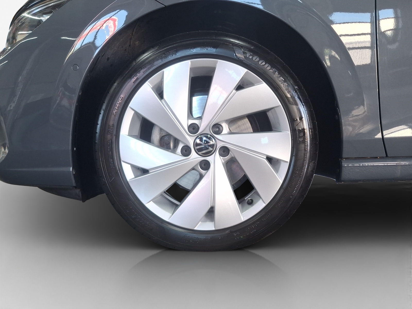 VW Golf 1.5 e TSI mHEV Style DSG-image-14
