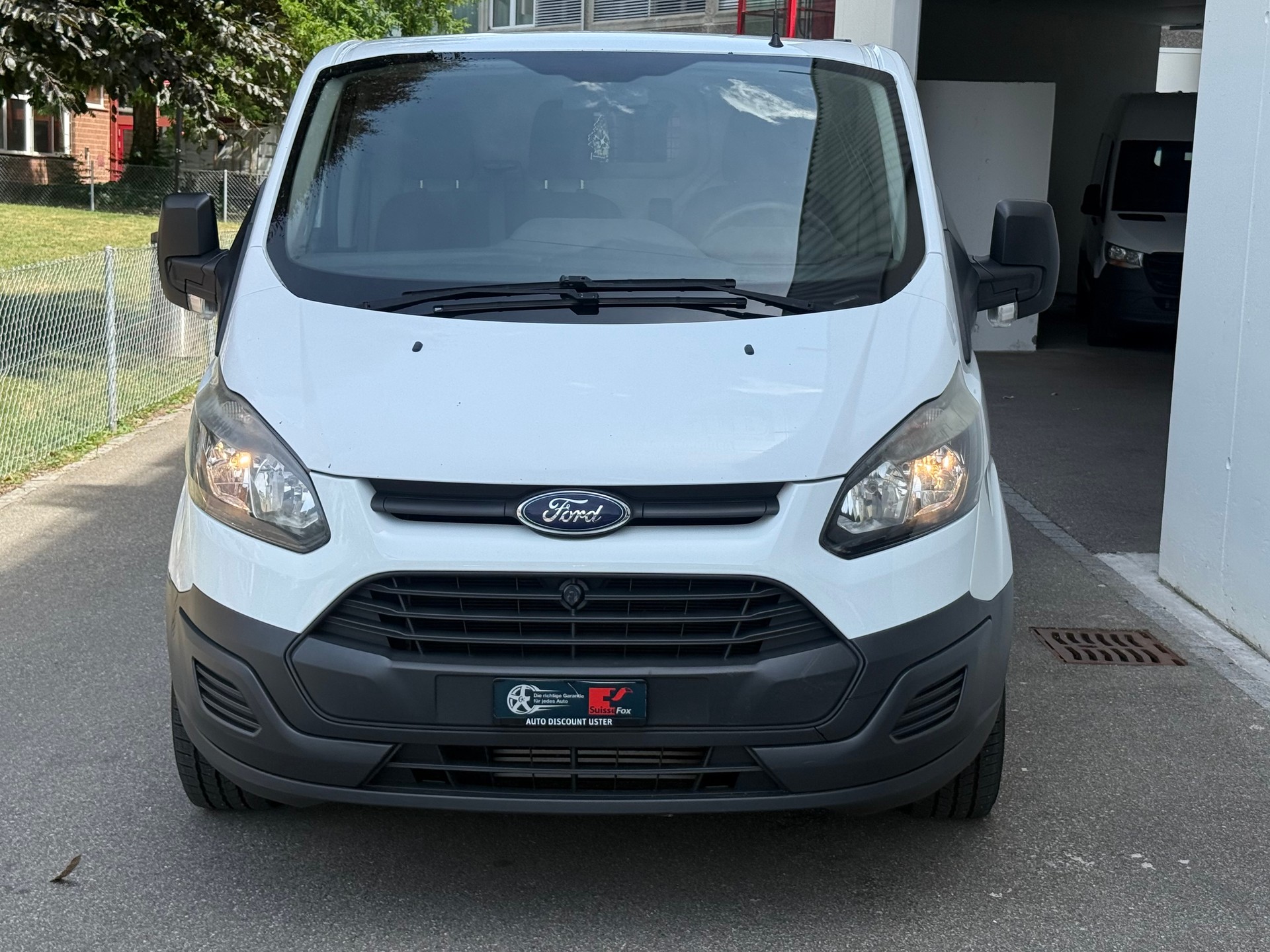 FORD Transit Custom Van 310 L1H1 Level 3-image-0
