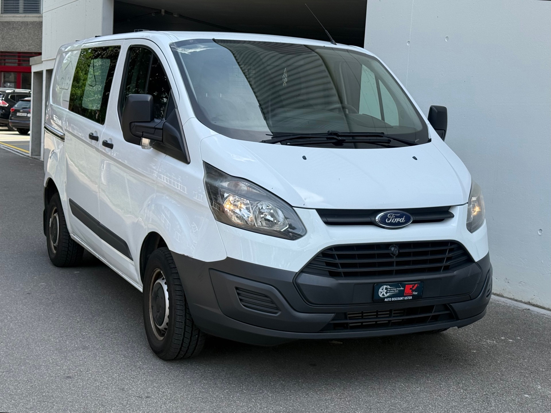 FORD Transit Custom Van 310 L1H1 Level 3-image-2
