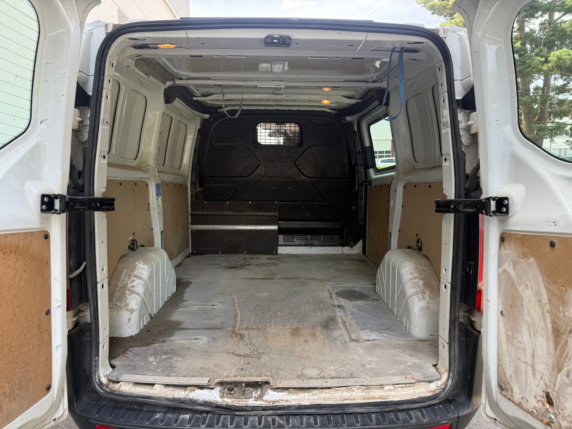 FORD Transit Custom Van 310 L1H1 Level 3-image-5