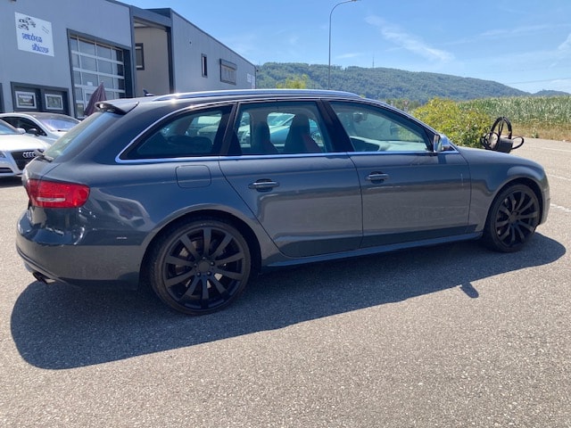 AUDI S4 Avant 3.0 TFSI quattro S-tronic-image-6