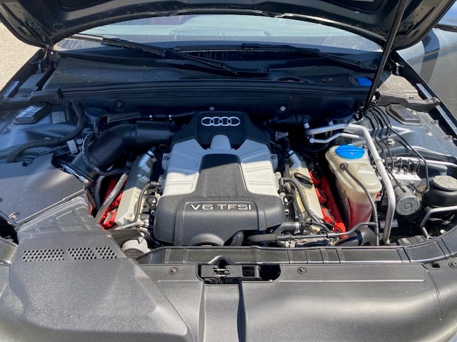 AUDI S4 Avant 3.0 TFSI quattro S-tronic-image-2