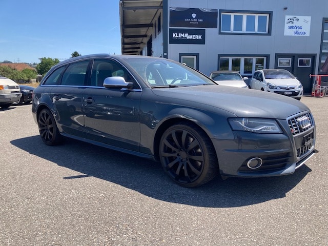 AUDI S4 Avant 3.0 TFSI quattro S-tronic-image-1