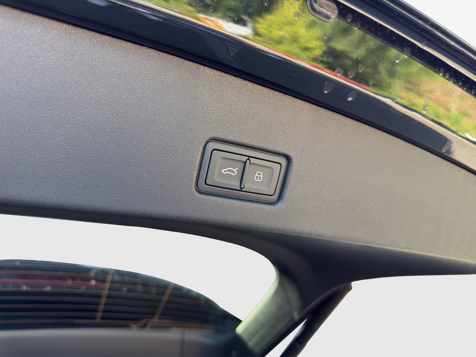 AUDI Q4 e-tron SUV quattro performance-image-13