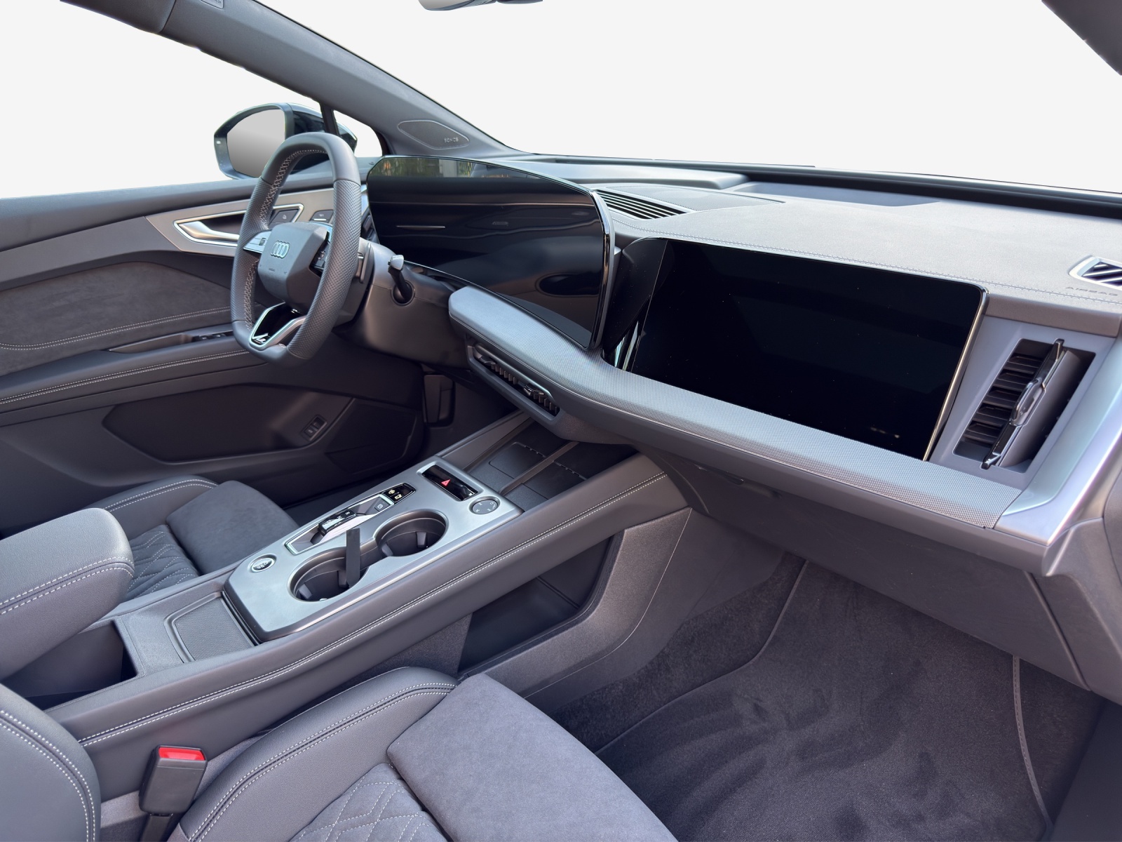 AUDI Q4 e-tron SUV quattro performance-image-14